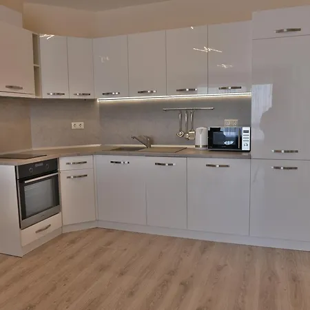 Apartment South Bay Luxury