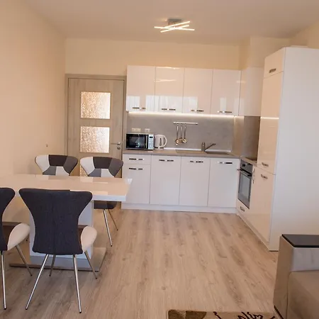 South Bay Luxury Apartment *