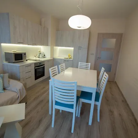 South Bay Luxury Apartment *