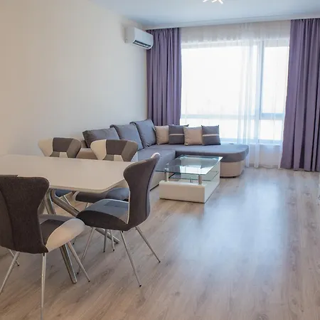 South Bay Luxury Apartmán Varna